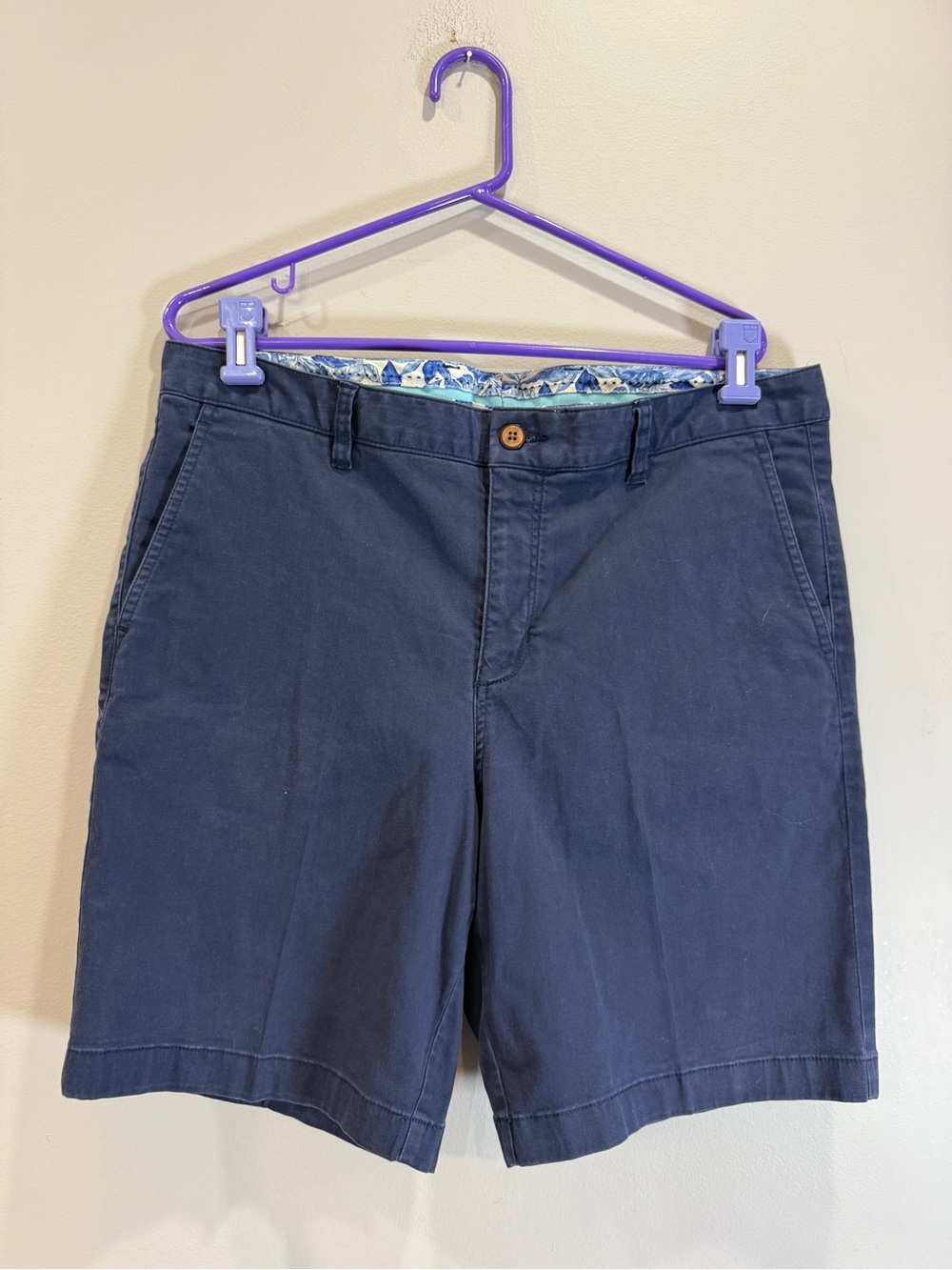 Tommy Bahama Navy Blue Flat Front Men's Shorts